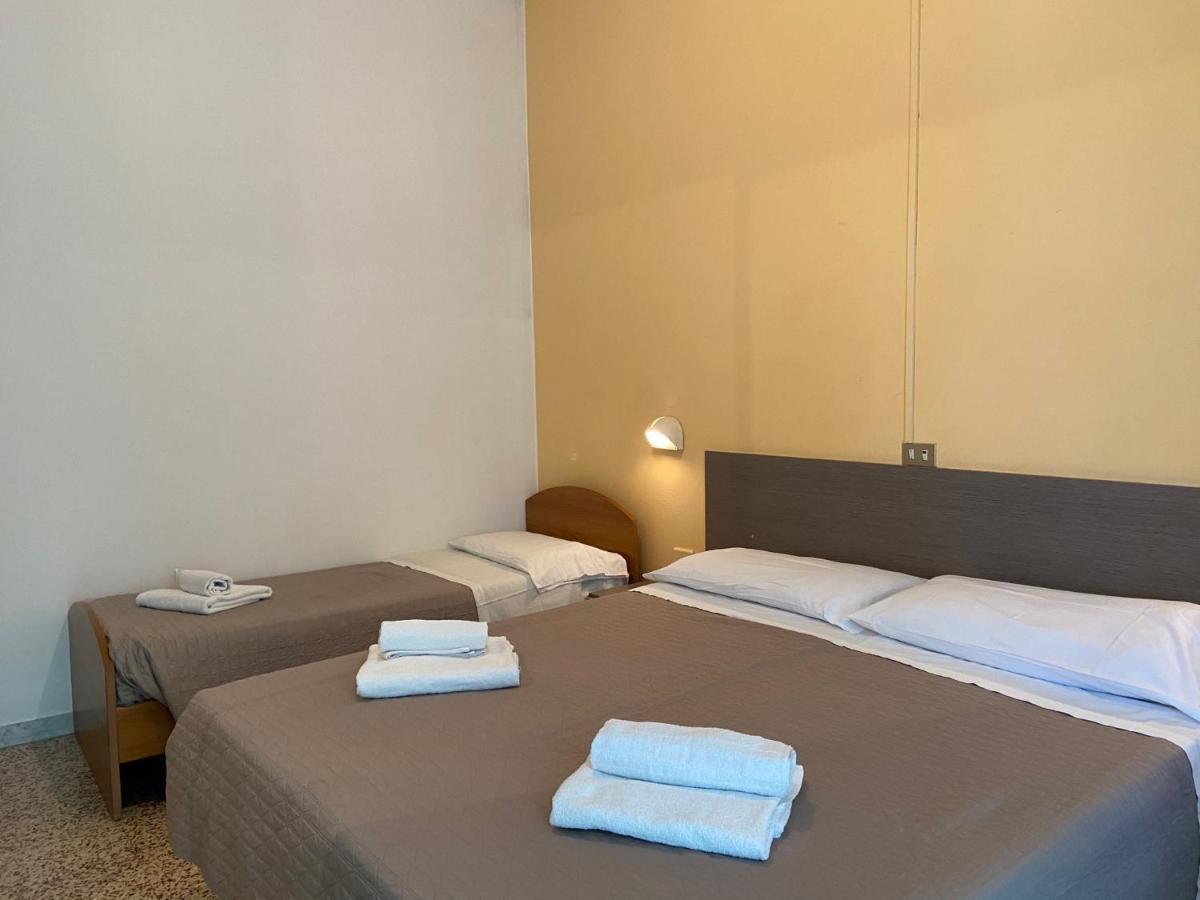 Hotel Britta 리미니 외부 사진