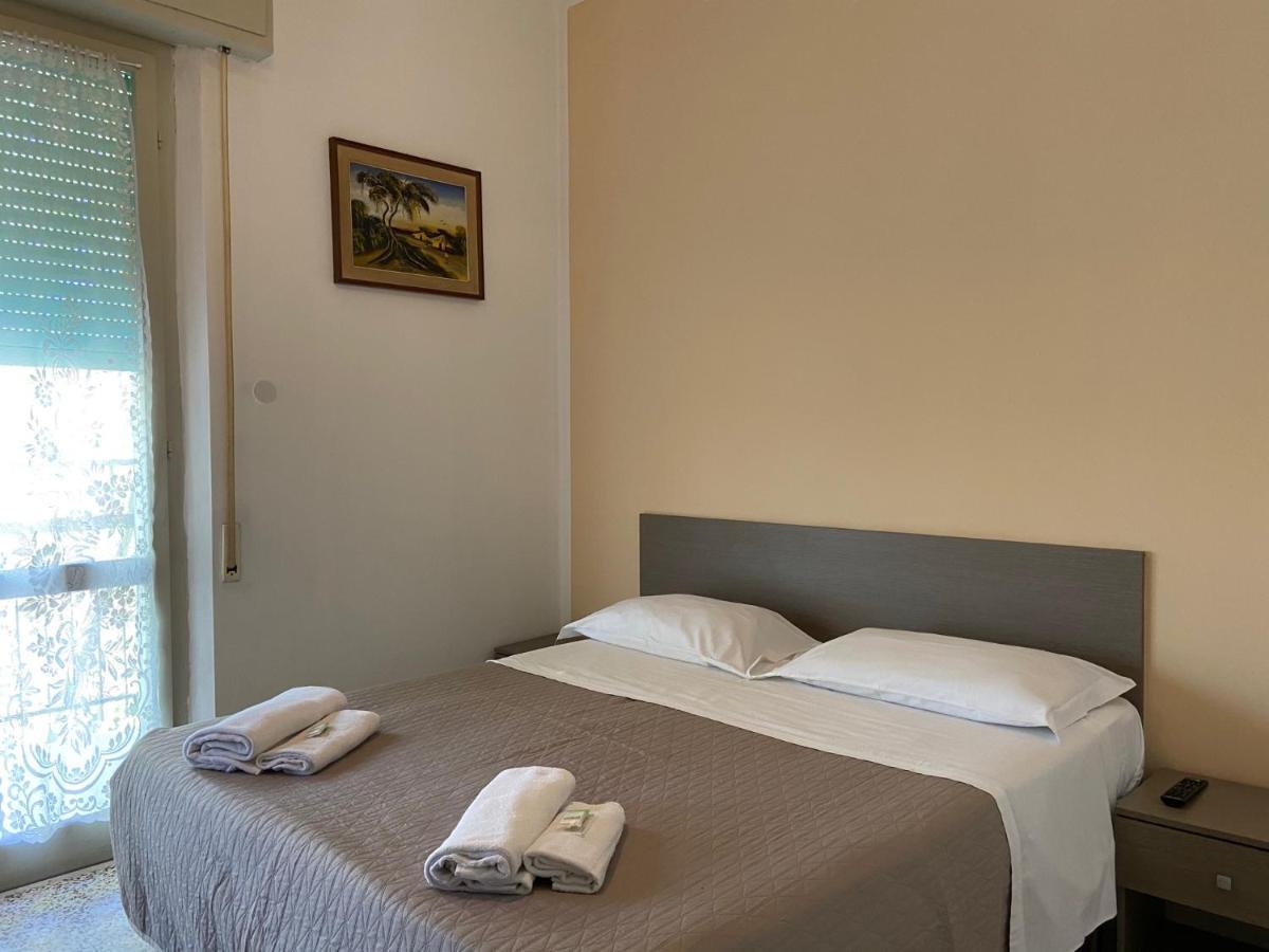 Hotel Britta 리미니 외부 사진