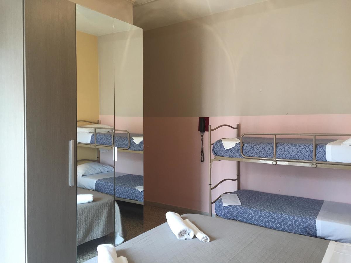 Hotel Britta 리미니 외부 사진