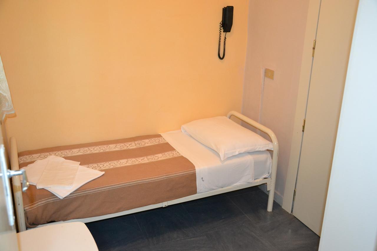 Hotel Britta 리미니 외부 사진
